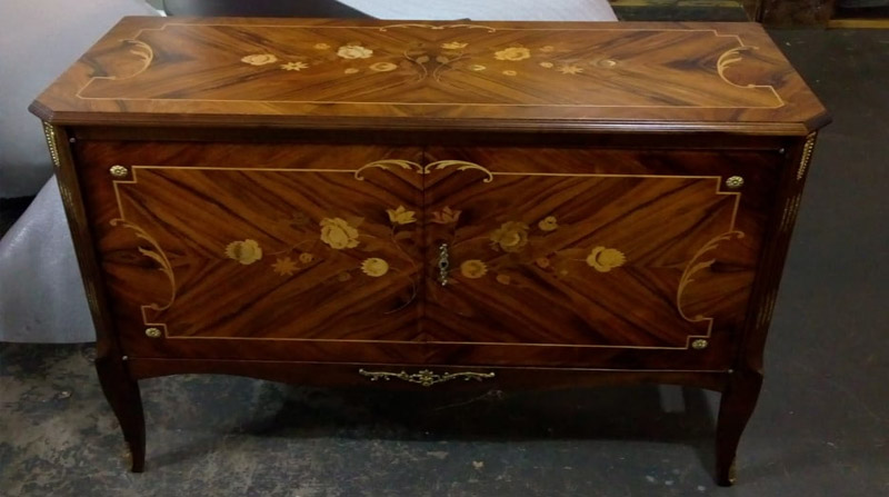 Restaurao de Mveis Antigos em Moema SP